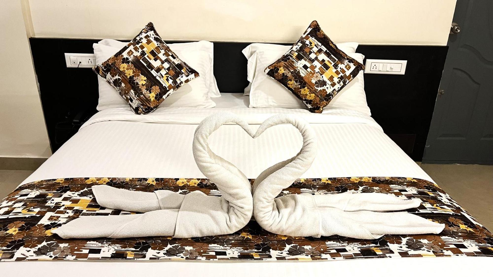 Athasri Hotel Hsr Layout Бенґалуру Екстер'єр фото