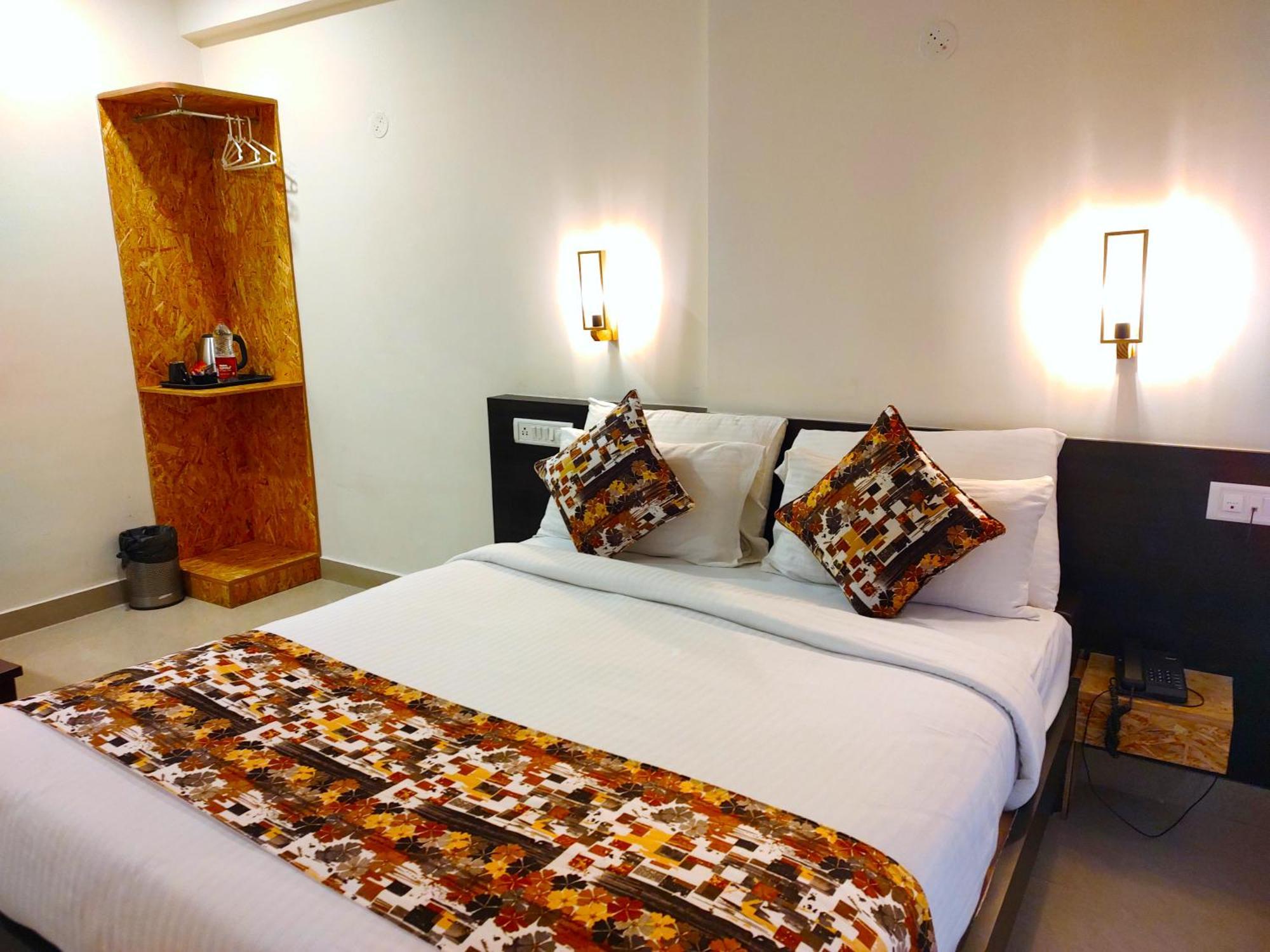 Athasri Hotel Hsr Layout Бенґалуру Екстер'єр фото